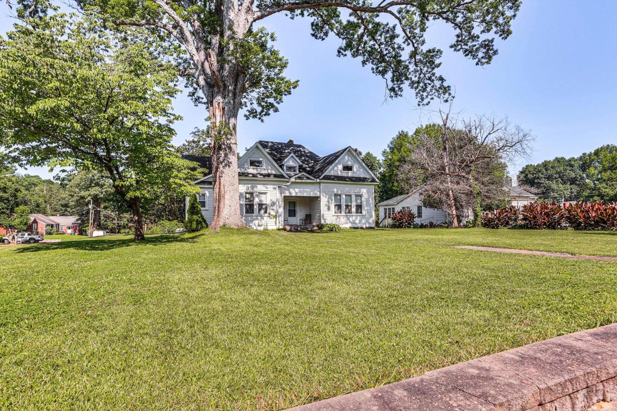 Historic Highland-Game Room & King Beds Entire Home Jackson Exteriör bild